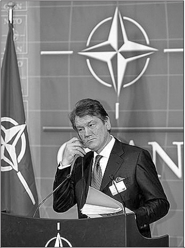 Расширение НАТО на Восток дает сбои