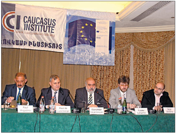 Политологи подвели итоги года на Кавказе