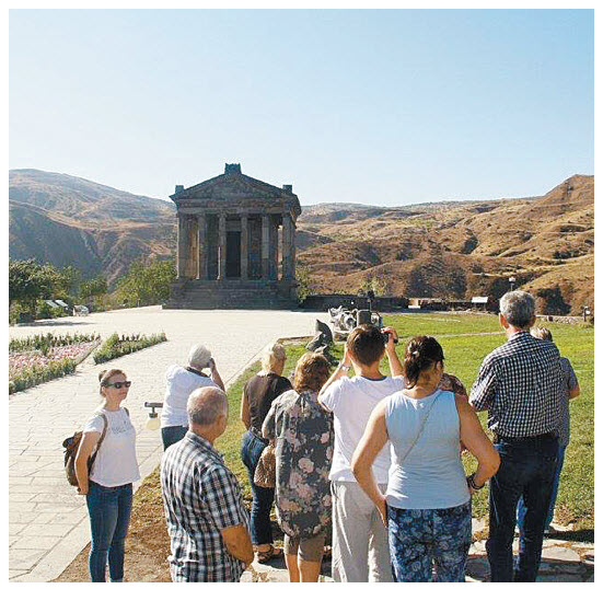 Мехак Апресян прогнозирует рост туристического потока в Армению на 15%