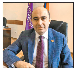 Эдмон Марукян: Партия «Просвещенная  Армения» – альтернатива  и сегодняшней, и прежней власти